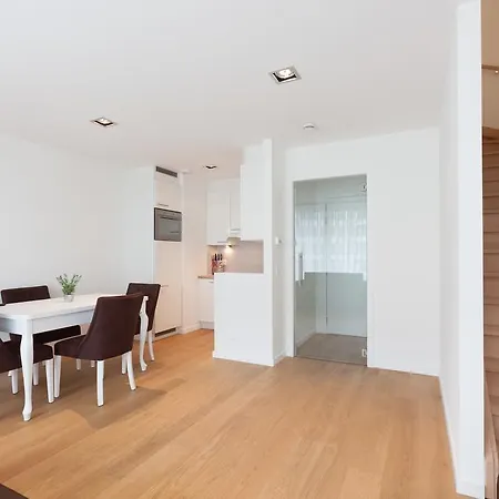 Apartment Regent 55