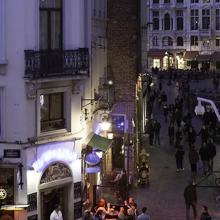 Апартаменты Chapeliers / Grand-place *