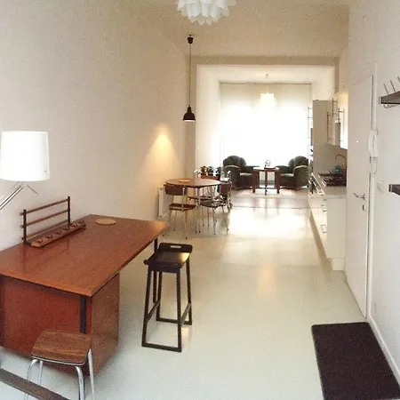 Duplex In Brussels' Commercants Lejlighed