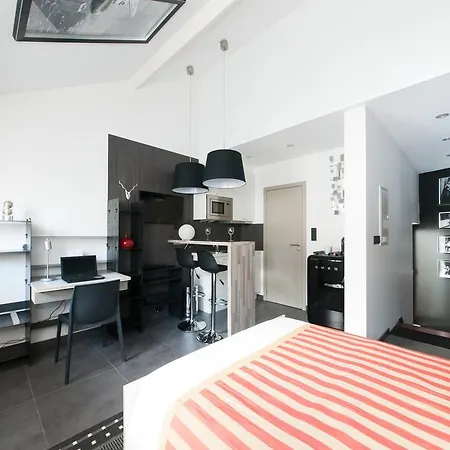 Realtycare Flats Grand Place