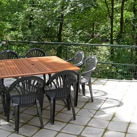 Spacious Chalet With Sauna In Daverdisse 木屋 布鲁塞尔