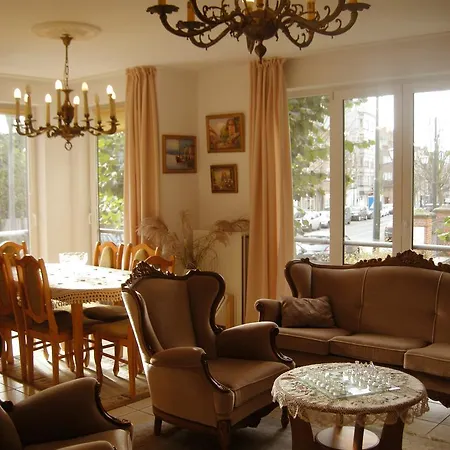 Cosy Nest With Garage In Брюссель