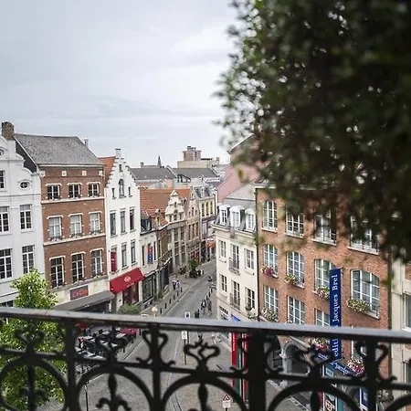 Halle Aux Bles
