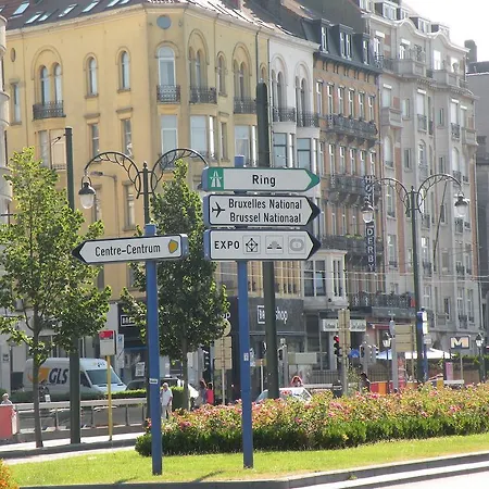 Living In Brusel, Urban Bed and breakfast 5*