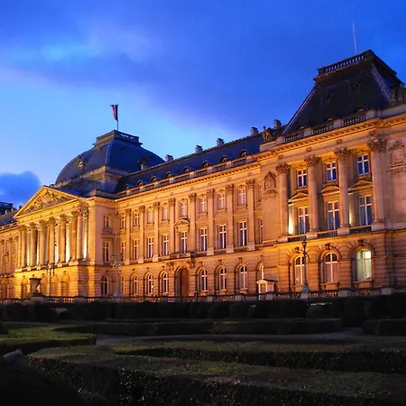 فندق La Grande Cloche 3*