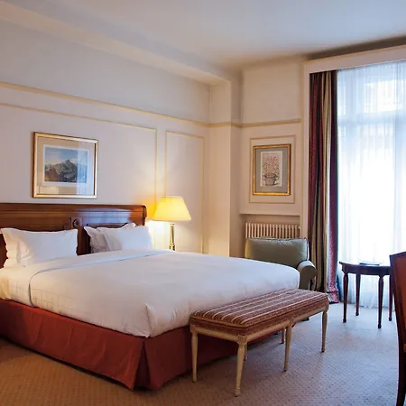 Отель Le Plaza 5*