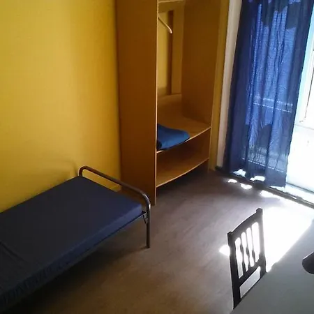 Gogh Youth Centre Bruselas