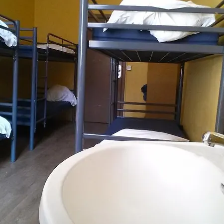 Gogh Youth Centre * Bruselas