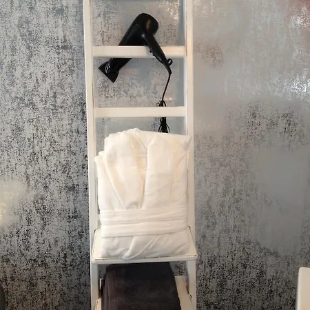 In One Bed & Breakfast Bryssel