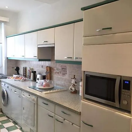 Apartment Stienon Brüssel