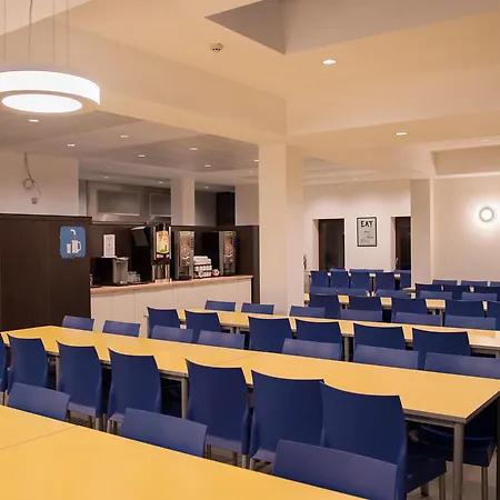 Hi Generation Europe Hostel