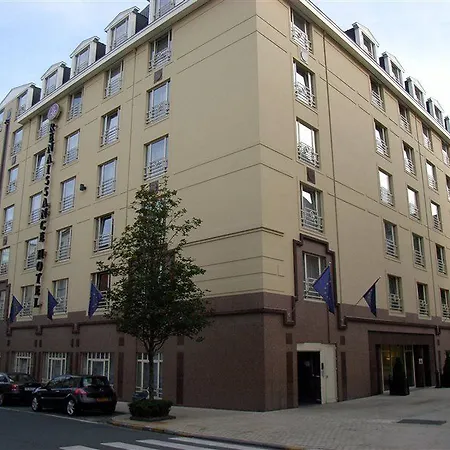 Renaissance 4*