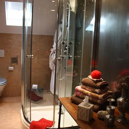 Place Jourdan Nocleg ze śniadaniem