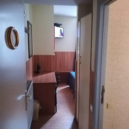 Aristote 2* Brussel