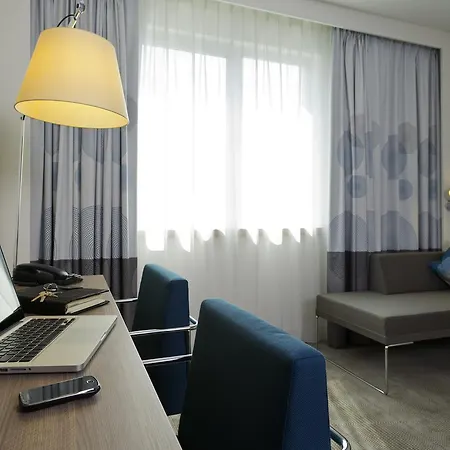 Novotel Brussels Airport 3* דיגם