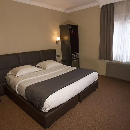 Hotel Le Chantecler 2*