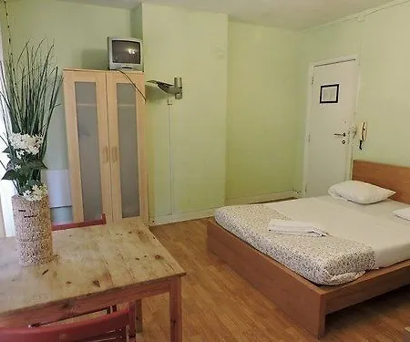 Le Grand Colombier Отель Брюссель