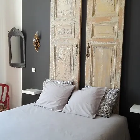Bed & Breakfast Le 36 Brussels
