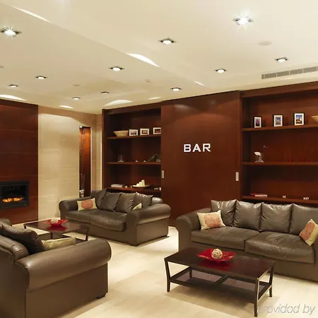 Hotell Catalonia Grand Place 4*