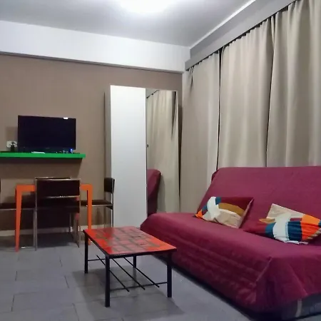 Ams Flats Apartamento *