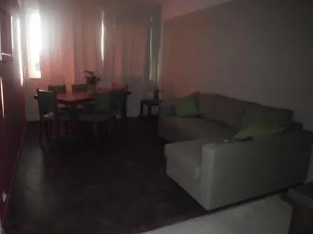Ams Flats *