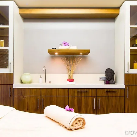 فندق Aspria Royal La Rasante & 4*