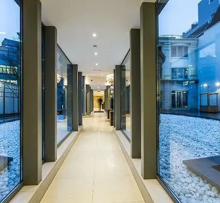 Mercure Centre Midi Hotel 4*