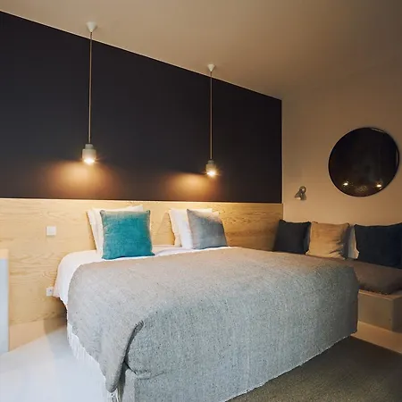 Hotel Latroupe Jardin Secret