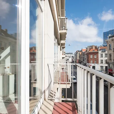 Studio Art Moderne Near Louise/chatelain * Brussels