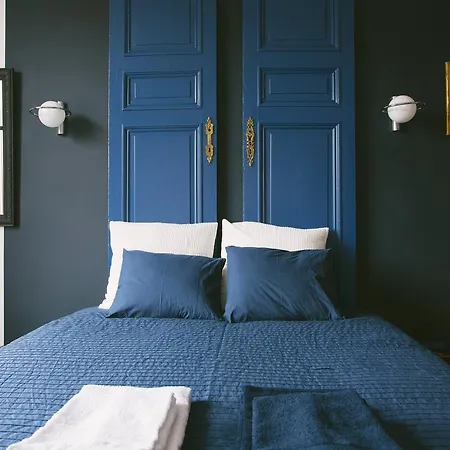 Bed & Breakfast 36 3*