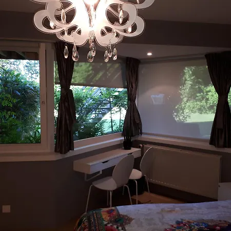 Uccle Bed & Breakfast