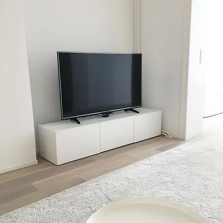 Apartment White 2 *