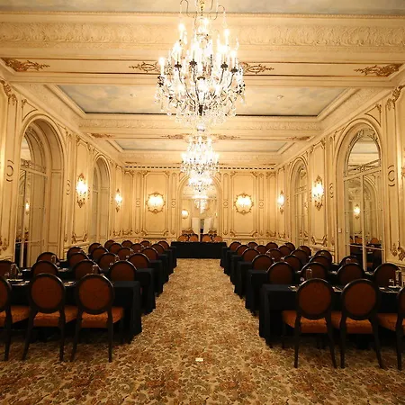 Le Plaza Брюссель