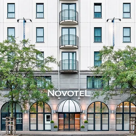 Novotel Brussels Centre Midi 4*