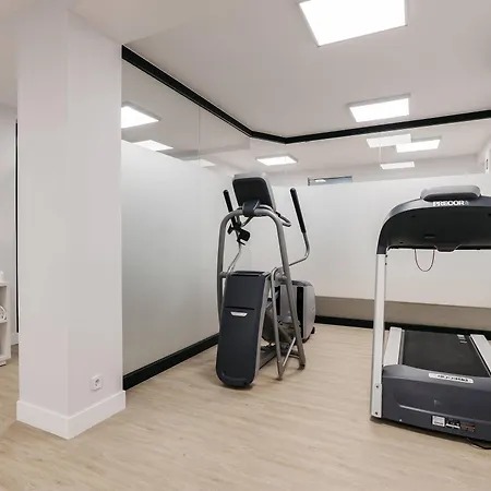 Catalonia Grand Place 4*