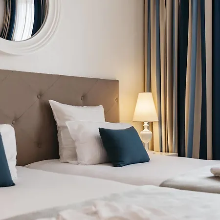Catalonia Grand Place Hotell Bryssel