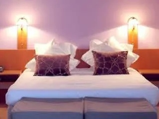 ラ レジャンドゥ 3*