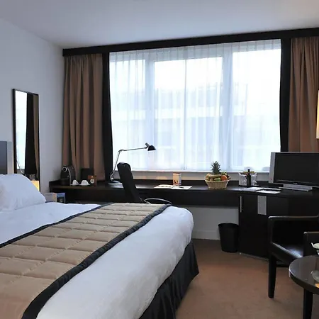 Hotel Progress