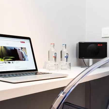 Bed & Breakfast X2brussels 4*