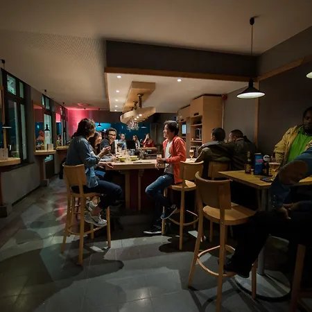 Auberge de jeunesse Hi Jacques Brel *