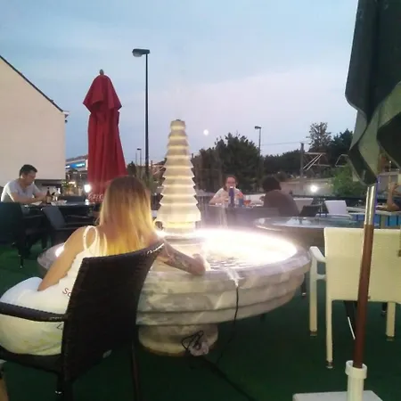Fly Lounge 3*