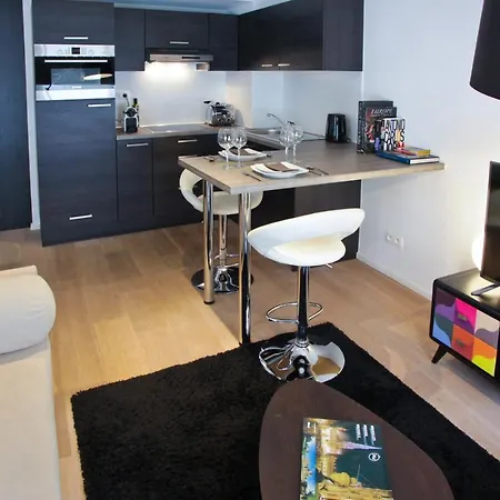 Flat Moliere * Bruselas