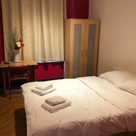Hotel Le Grand Colombier 2*