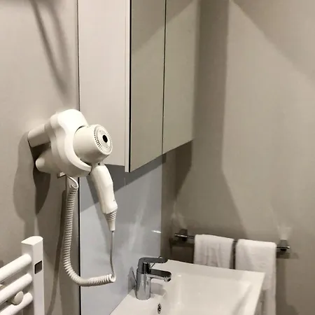 フラット ミディ 33
