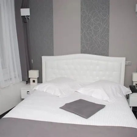 Phenix 3* Brussels