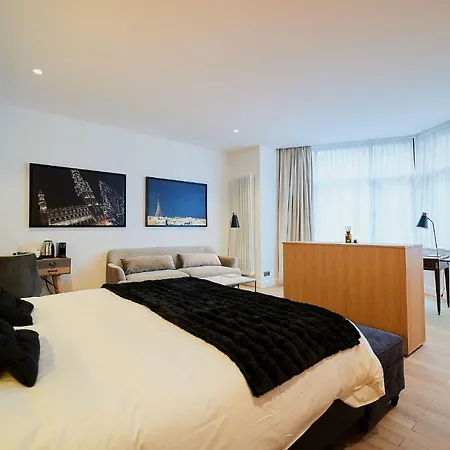 124 Bed & Breakfast 4*