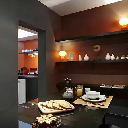 Be&be Louise Hotel 4*