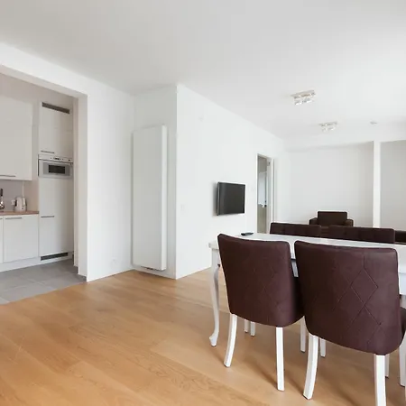 Regent 55 Apartment