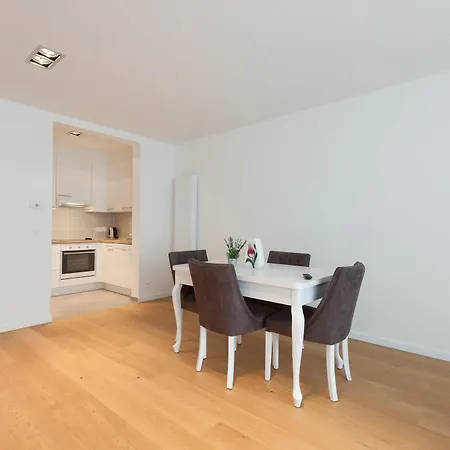 Regent 55 Apartment