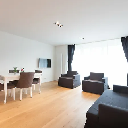 Apartment Regent 55